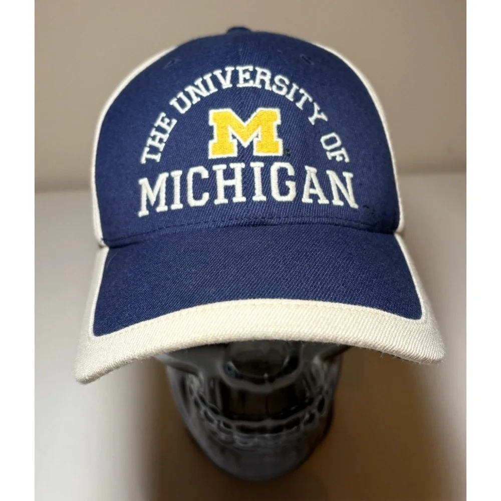 University of MICHIGAN Vintage Nike Team FlexFit Hat | Blue/White